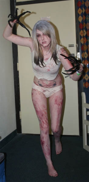 Cosplay de Witch del Left 4 Dead